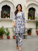 Women's Grey Slub Magic Cotton Digital Print Kurta Palazzo Set Trendmallsin