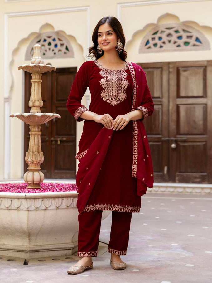 Maroon Velvet Embroidery Salwar Suit Set with Dupatta Green Kurta Set for Women's Trendmallsin